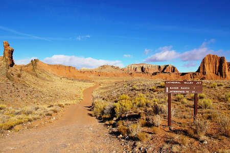 Sign to interstate highway found in remote desert area.の写真素材