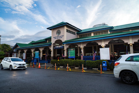 Perak, Malaysia - Aug 13, 2022 R&R or rest and relax stop with food court for travelers using North-South highways.のeditorial素材