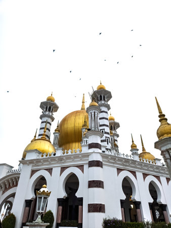 Low angle view of the Ubudiah Mosque at Kuala Kangsar, Perak, Malaysiaの写真素材