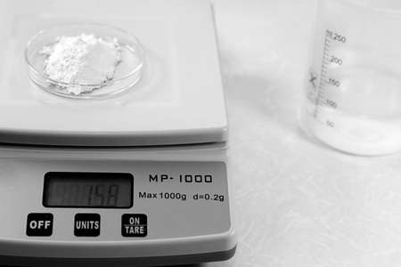 Electronic chemical scalesの写真素材