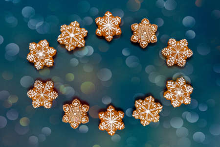 Christmas Ornament Pattern Frame made from homemade snowflakes shaped gingerbread.の写真素材