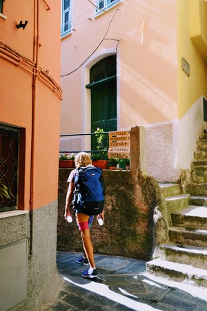 Backpacking Riomaggiore Cinque Terreのeditorial素材