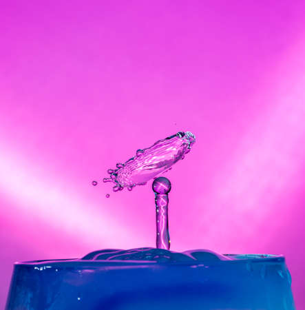 Water Drop Collisions Macro Photographyの写真素材
