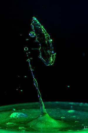 Water Drop Collisions Macro Photographyの写真素材