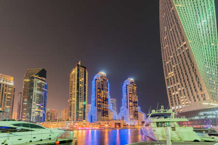 Dubai - JANUARY 10, 2015: Marina district on January 10 in UAE, Dubai. Marina district is popular residential area in Dubaiのeditorial素材