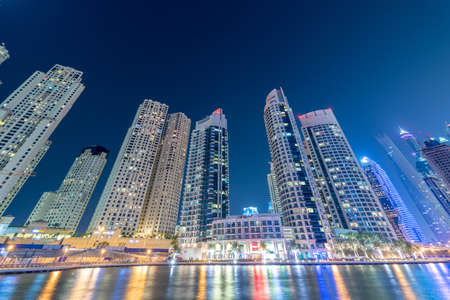 Dubai - JANUARY 10, 2015: Marina district on January 10 in UAE, Dubai. Marina district is popular residential area in Dubaiのeditorial素材