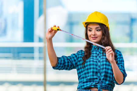 Young woman doing home improvementsの写真素材