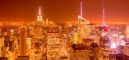 New York - DECEMBER 20, 2013: View of Lower Manhattan on Decembeのeditorial素材