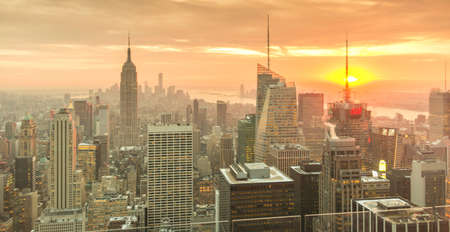 New York - DECEMBER 20, 2013: View of Lower Manhattan on Decembeのeditorial素材