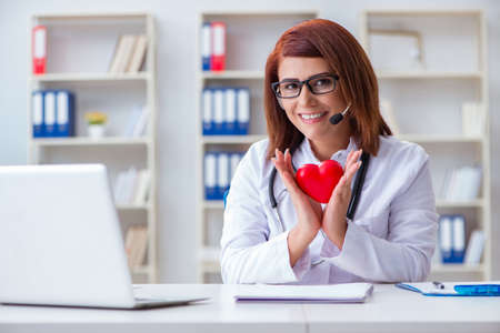 Heart doctor in telemedicine medical conceptの写真素材