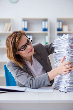 Businesswoman working in the officeの写真素材