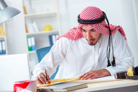 Arab engineer working on new projectの写真素材