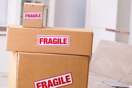 Transportation contractor with fragile boxes