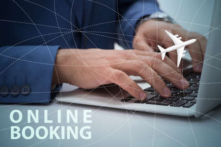 Concept of online air travel bookingの写真素材