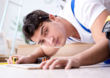 May laying laminate flooring at homeの写真素材