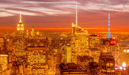 New York - DECEMBER 20, 2013: View of Lower Manhattan on Decembeのeditorial素材