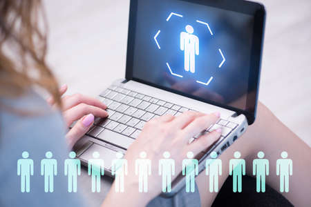 Online recruitment and the job search concept