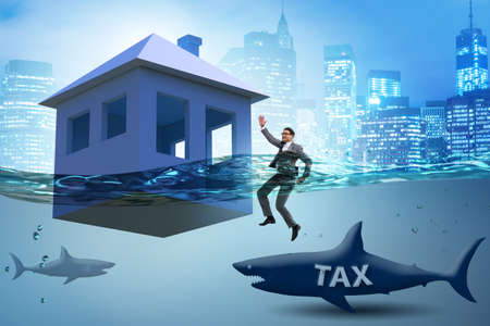 Mortgage repayment failure concept with manの写真素材