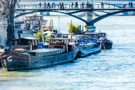 paris old boats on the seineのeditorial素材