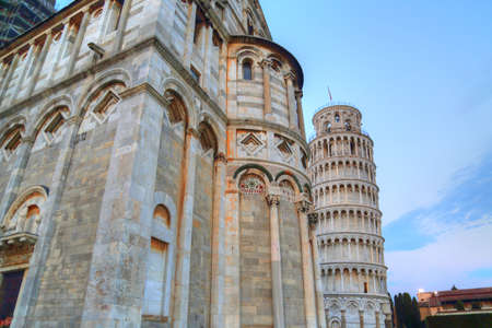 Scenic view of leaning tower of Pisa and Pisa cathedral, Italyの写真素材