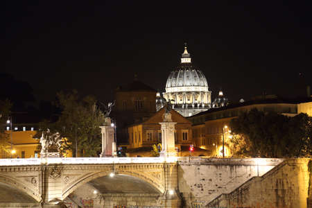Famous Rome bridges near Vatican Cityのeditorial素材