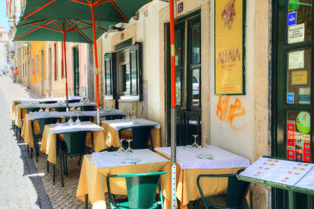 LISBON, PORTUGAL-OCTOBER 2017: Trendy bistro in historic part of Lisbonのeditorial素材