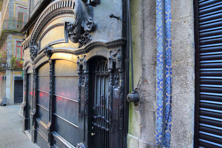 Beautiful and colorful Porto Streetsの写真素材