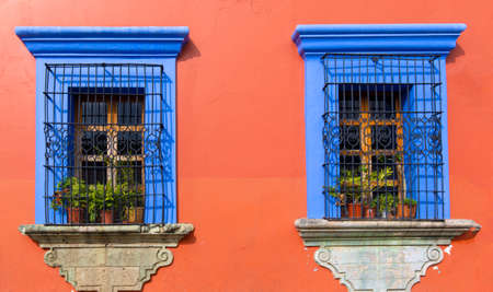 Oaxaca, Mexico, Scenic old city streets and colorful colonial buildings in historic city center.の写真素材