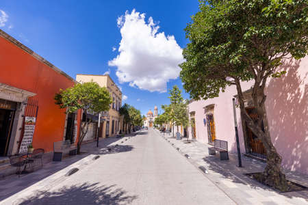 Victoria de Durango, Durango, Mexico, 10 September, 2021: Durango, Victoria de Durango colonial and colorful historic city center near central Plaza de Armas and Cathedral Basilica.のeditorial素材