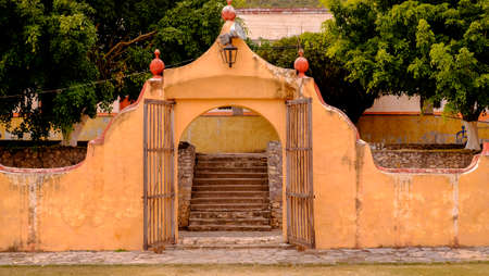 Gate at the Japal franciscan mision church, Mexicoの写真素材