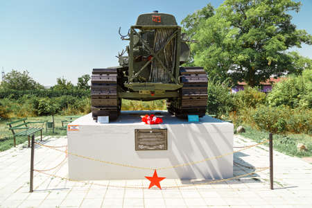 KERCH, RUSSIA - June 29, 2019: Monument to tractor tractor ChTZ S-60 Stalinets near Adzhimushkaysky quarries, Kerch, Crimeaのeditorial素材