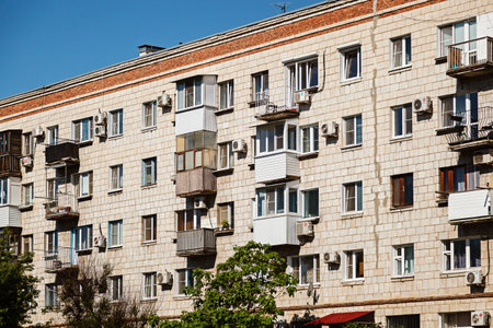 VOLGOGRAD, RUSSIA - April 27, 2019: the multi-storey old Stalin building in the central region in Volgogradのeditorial素材