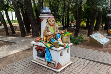 RUSSIA, VOLGOGRAD - August 14, 2021: Park History of the Russian State, Alley of Childhood. Emelya lies on the stove - a fairy tale by pike command. Kalachevsky District, Pyatimorsk Settlementのeditorial素材