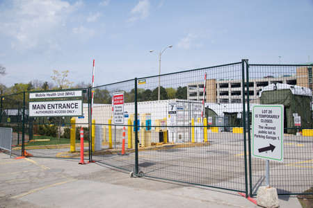Toronto, Ontario, Canada - 04/27/2021: Main entrance to Sunnybrook's Mobile Health Unit (MHU)のeditorial素材