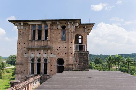 Kellie's Castle in Batu Gajah, Ipoh, is one of the most famous and important landmark in Perak state. Here was the prove of the history Ipoh, the prosperity of the rubber and tin generation. Local people call it Haunted House, and it was abandoned very loのeditorial素材