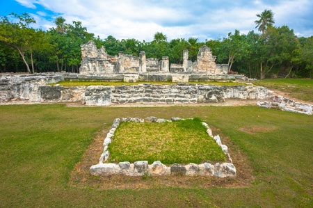 El Rey archaeological site in Cancun, Mexicoの写真素材