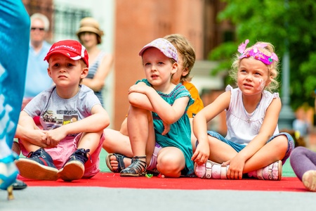 MOSCOW, RUSSIA - 18 MAY: Unidentified children watching annual carnival in Moscow in Ermitage Garden right on stage. Moscow, 18 may, 2013のeditorial素材