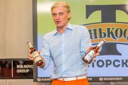 MOSCOW, RUSSIA - June, 5: Oleg Tinkov press-conference about his love and passion - new Tinkoff beer. Moscow, June 5, 2013のeditorial素材