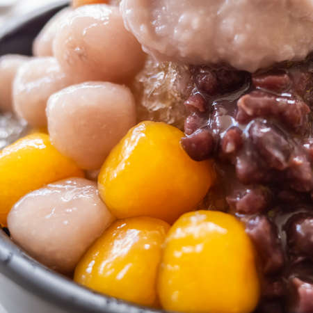 shaved ice dessert, famous Taiwanese snacks at Taiwanの写真素材