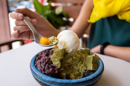 shaved ice dessert, famous Taiwanese snacks at Taiwan