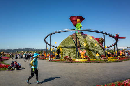 Xinshe, Taiwan - November 28th, 2019: tourists and flowers at Xinshe flower festival, Taichung, Taiwanのeditorial素材