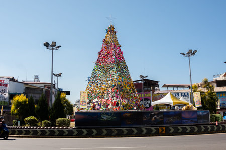 Nantou, Taiwan - December 12th, 2019: huge Christmas trees with gifts and toys at the city of Puli town, Taiwan, Asiaのeditorial素材