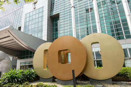 Taipei, Taiwan - June 15th, 2020: tourist traveling at Taipei center square near the famous 101 skyscraper in Taipei, Taiwan, Asiaのeditorial素材