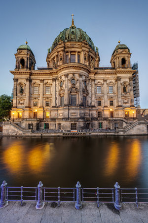 The back of Berlin Cathedral on the Spree at dawnの写真素材