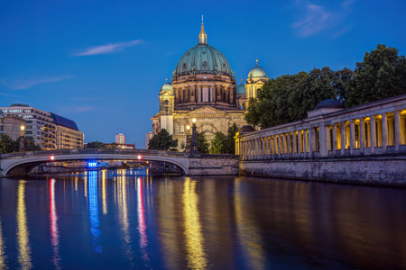 The Berlin Cathedral and the river Spree at twilightの写真素材