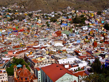 GUANAJUATO, GUANAJUATO MEXICO - FEBRUARY 17  Guanajuato , historic city view of 16th century buildings and houses of vivid colors shown on February 17, 2010 in Guanajuato, Mexicoのeditorial素材