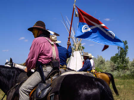 US Cavalry flag at reenactment of Battle of the Bighornのeditorial素材