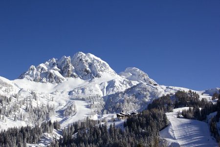 Alpine ski resort Nassfeld Hermagor at Austrian-Italian border のeditorial素材