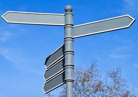 Path indicator signs at the road crossing