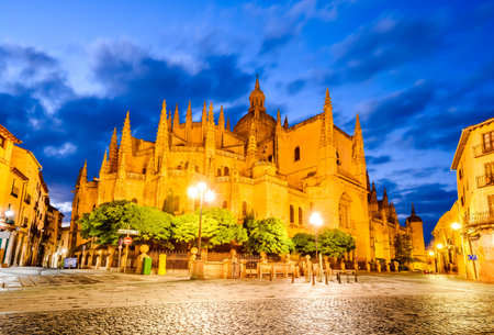 Segovia, Spain.  Gothic-style Roman Catholic cathedral located in the main square Plaza Mayor. Castilla y Leonの写真素材